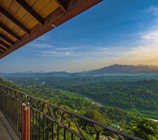 Ceyloni Panorama Resort Kandy